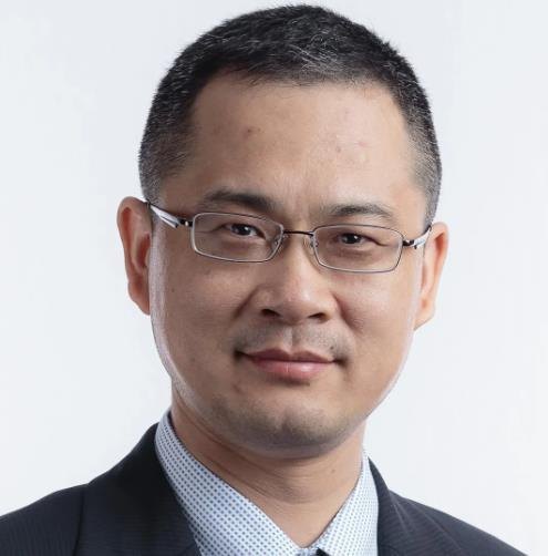 李文龙：AI加速发展期需构建社会新平衡体系 | 国庆大咖谈